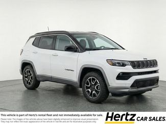 Used 2025 Jeep Compass Trailhawk video 1