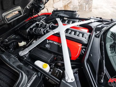 Used 2015 Dodge Viper SRT-10 RWD image 25