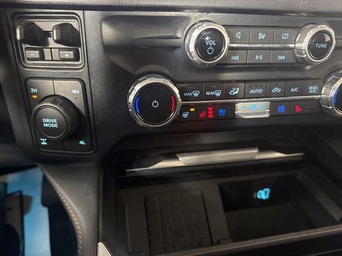 Certified 2023 Ford F350 Platinum w/ FX4 Off-Road Package image 16