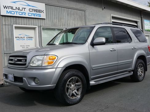 Used 2003 Toyota Sequoia Limited AWD/4WD image 4
