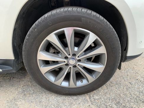 Used 2014 Mercedes-Benz GL 450 4MATIC image 35