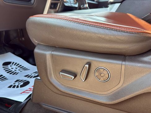 Used 2019 Ford F150 King Ranch w/ Equipment Group 601A Luxury AWD/4WD image 6