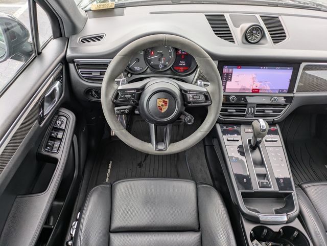 Used 2023 Porsche Macan AWD/4WD image 13