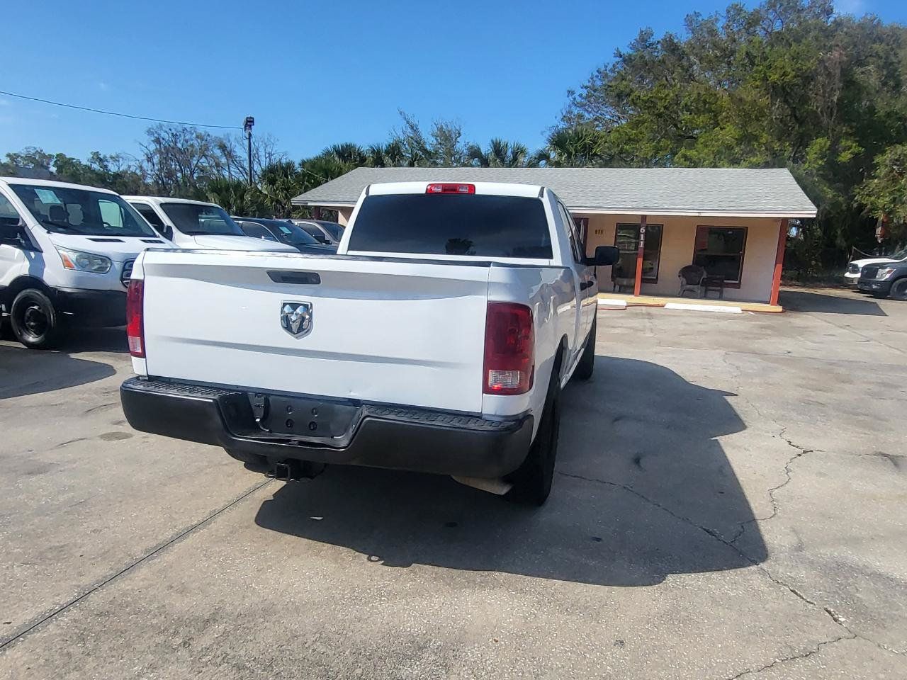 Used 2017 RAM 1500 Tradesman RWD image 17