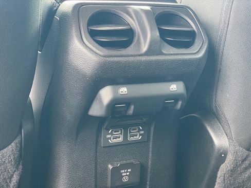 Used 2021 Jeep Wrangler Unlimited Sahara AWD/4WD image 25