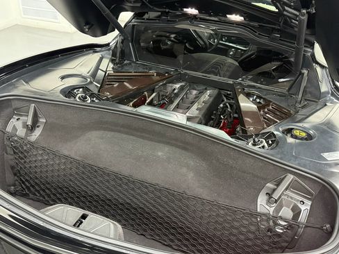 Used 2021 Chevrolet Corvette Stingray Premium Cpe w/ Z51 Performance Package image 30