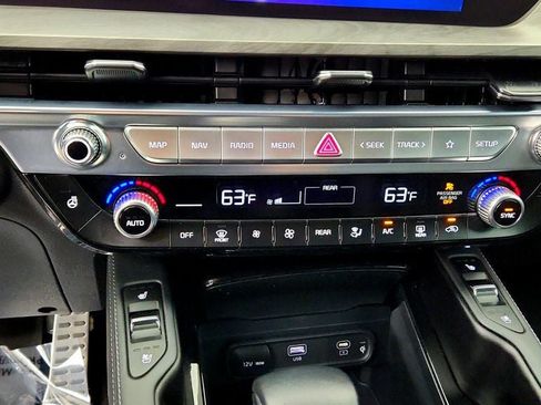 Used 2024 Kia Telluride SX Prestige X-Line AWD/4WD image 17