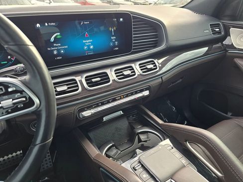 Certified 2023 Mercedes-Benz GLS 450 4MATIC w/ AMG Line Exterior image 31