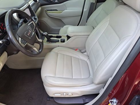 Used 2018 GMC Acadia Denali w/ Technology Package image 9