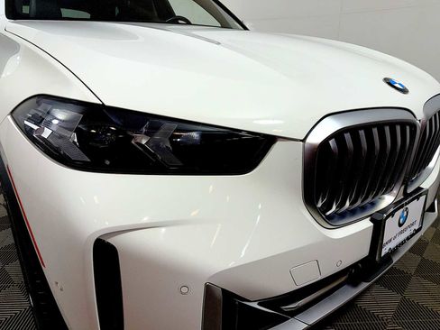 Certified 2024 BMW X5 xDrive40i AWD/4WD image 25
