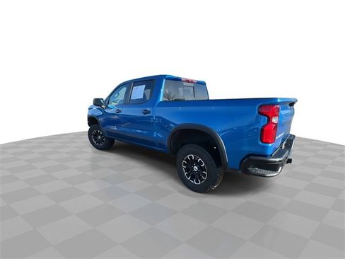 Used 2022 Chevrolet Silverado 1500 ZR2 image 6