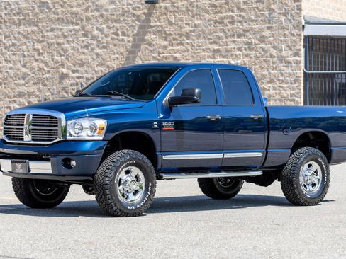 Used 2007 Dodge Ram 2500 Truck Laramie AWD/4WD image 14