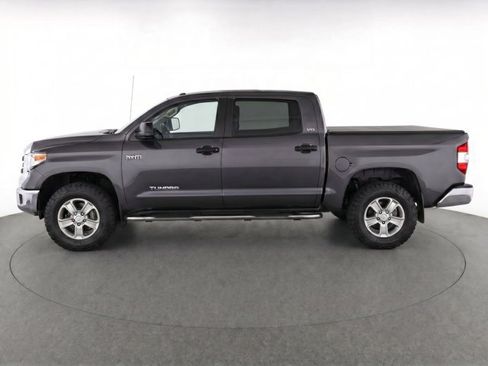 Used 2016 Toyota Tundra SR5 AWD/4WD image 4