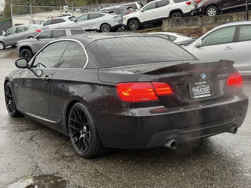 Used 2013 BMW 335i Convertible image 2
