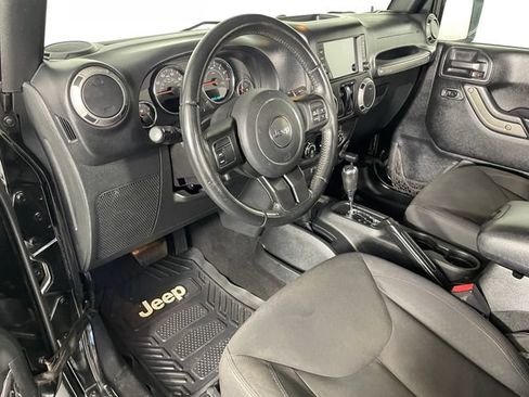 Used 2016 Jeep Wrangler Sport w/ Quick Order Package 24S AWD/4WD image 3