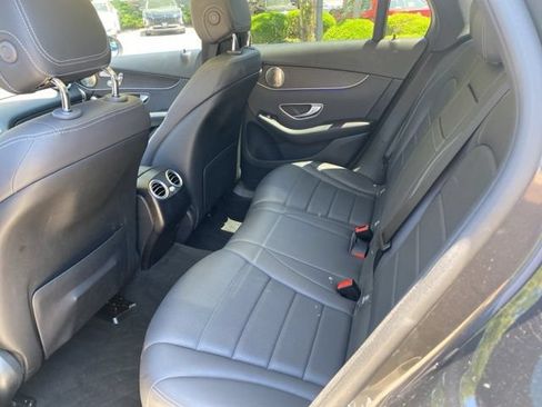 Used 2021 Mercedes-Benz GLC 300 4MATIC image 18