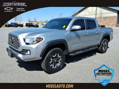 Used 2022 Toyota Tacoma TRD Off-Road w/ Technology Package image 1