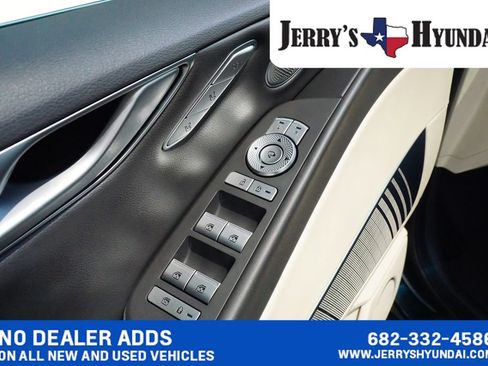 Used 2022 Genesis G80 2.5T w/ Advanced Package RWD image 19