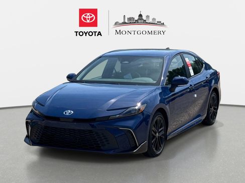 New 2026 Toyota Camry SE FWD image 7