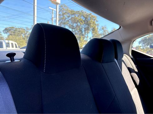 Used 2024 Nissan Sentra SV w/ Trunk Package image 11