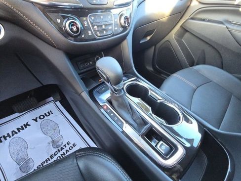 Used 2024 Chevrolet Equinox Premier image 15