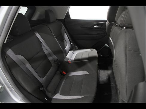 Certified 2023 Chevrolet TrailBlazer LT w/ Convenience Package FWD image 17