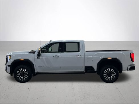 Used 2024 GMC Sierra 2500 Denali Ultimate image 13