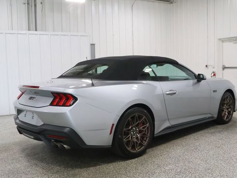 Used 2025 Ford Mustang GT Premium w/ GT Performance Package RWD image 6