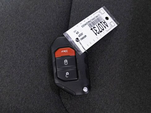 Used 2024 Jeep Wrangler Unlimited image 45