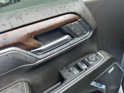 Used 2024 GMC Sierra 1500 SLT w/ SLT Premium Plus Package image 28