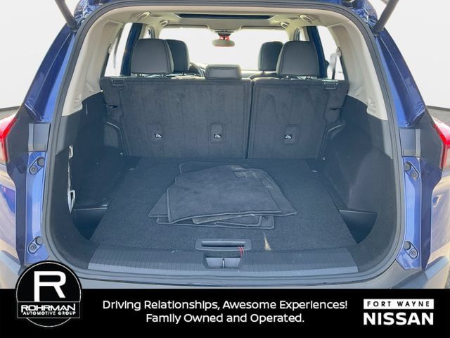 Used 2023 Nissan Rogue SV w/ SV Premium B Package AWD/4WD image 33