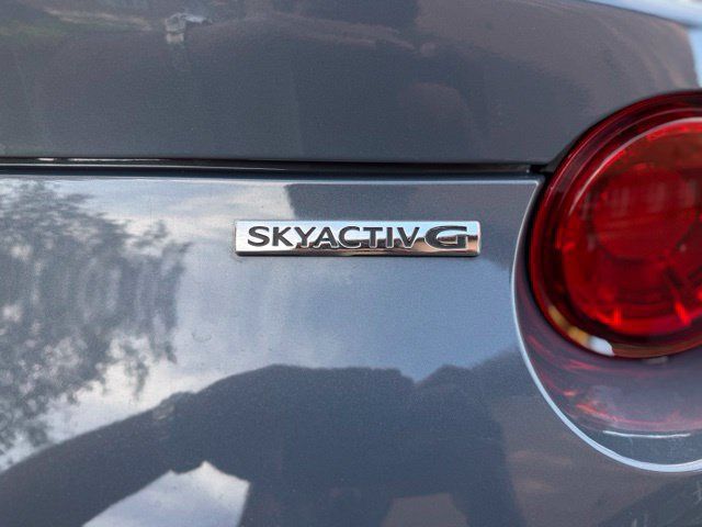 Used 2021 MAZDA MX-5 Miata RF Grand Touring RWD image 37
