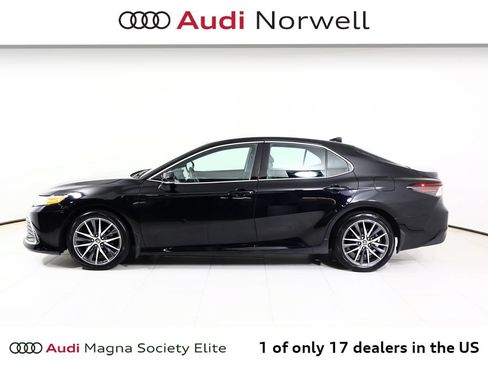 Used 2023 Toyota Camry XLE w/ Cold Weather Package AWD/4WD image 11
