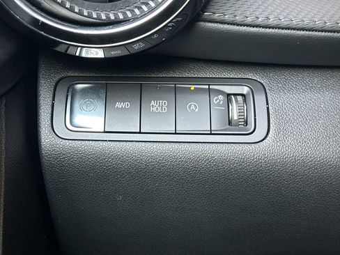 Used 2025 Chevrolet Equinox LT AWD/4WD image 37