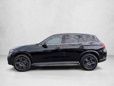 Used 2026 Mercedes-Benz GLC 300 image 5