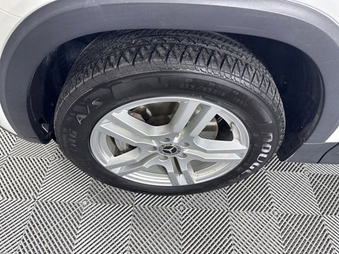 Used 2021 Mercedes-Benz GLB 250 image 10