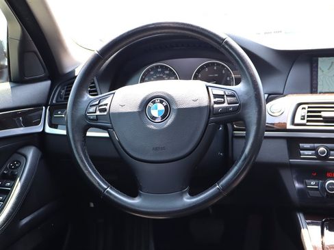 Used 2011 BMW 550i Sedan RWD image 13