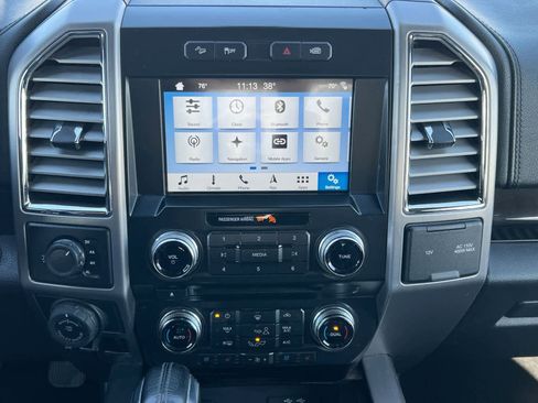 Used 2016 Ford F150 Platinum w/ Equipment Group 701A Luxury image 26