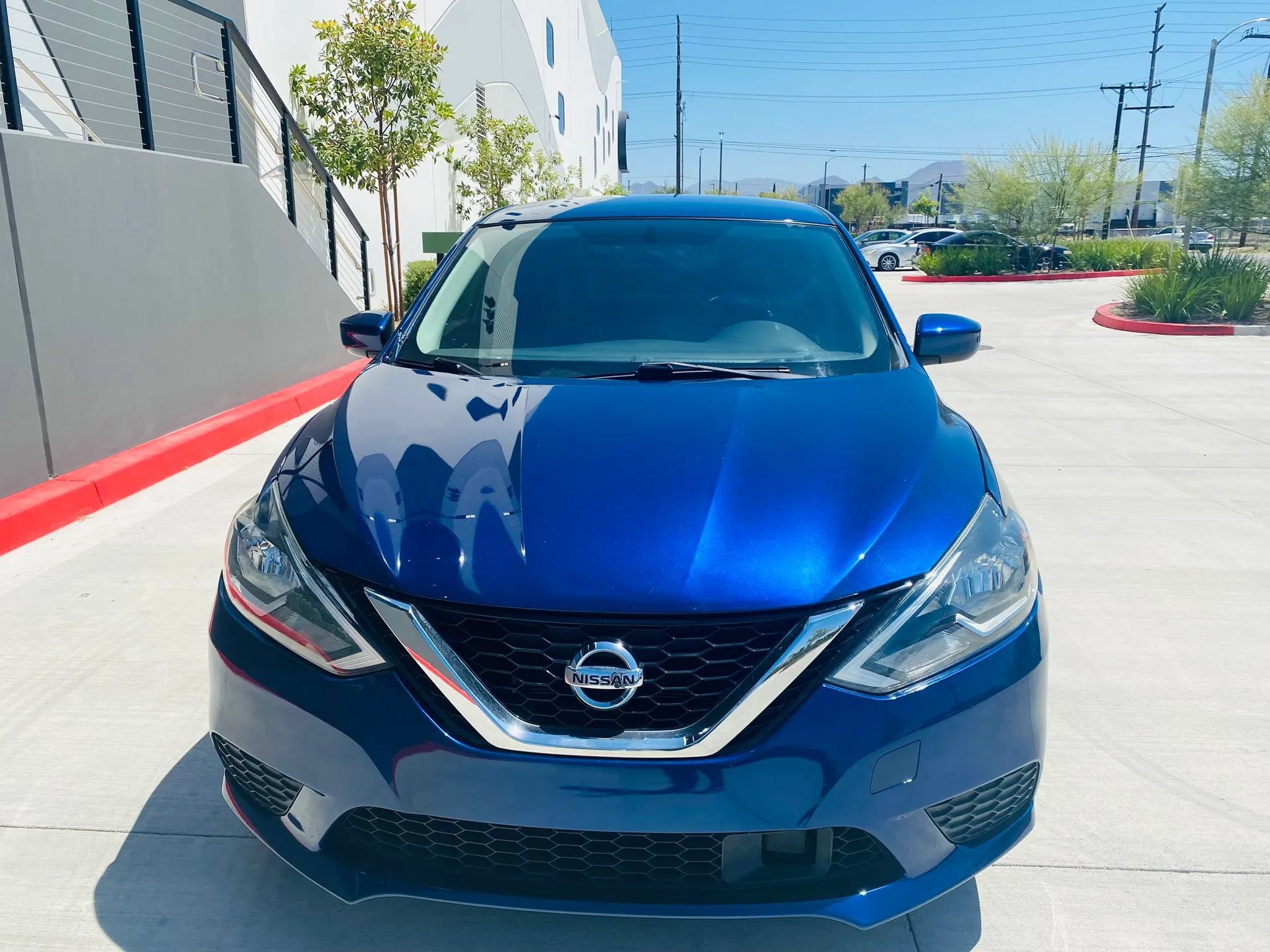 Used 2019 Nissan Sentra SV FWD image 3