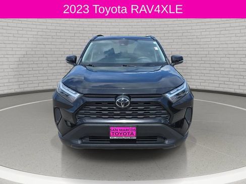 Used 2023 Toyota RAV4 XLE w/ Convenience Package FWD image 2
