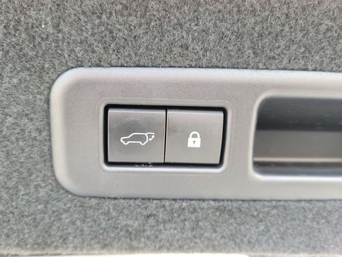 Used 2021 Lexus RX 350L FWD w/ Premium Package image 9