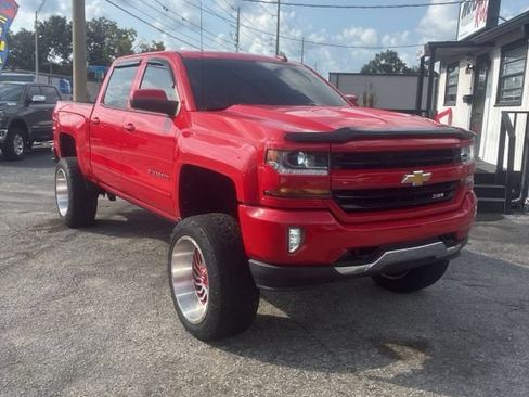 Used 2018 Chevrolet Silverado 1500 LT w/ All Star Edition AWD/4WD image 1