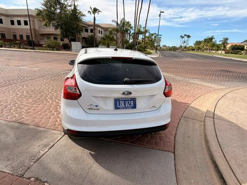 Used 2013 Ford Focus SE FWD image 3