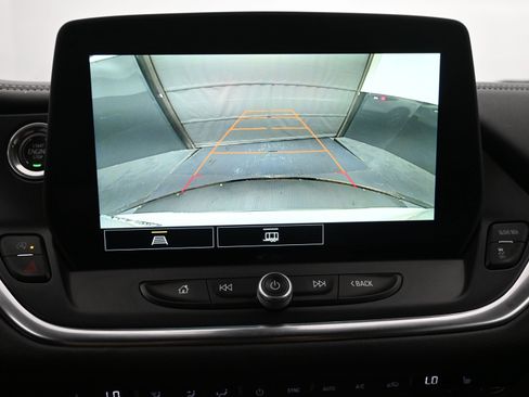 Used 2023 Chevrolet Blazer LT image 16