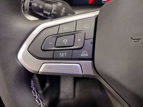 New 2026 Volkswagen Tiguan SE AWD/4WD image 27