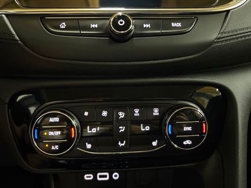 Used 2023 Buick Encore GX Select AWD/4WD image 62