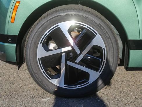 New 2026 Hyundai Ioniq 9 Calligraphy image 11