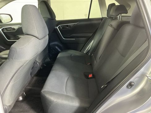 Used 2023 Toyota RAV4 LE AWD/4WD image 11