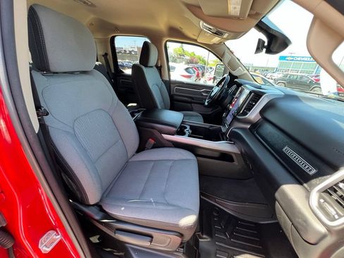 Used 2020 RAM 1500 Big Horn AWD/4WD image 30