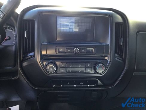 Used 2018 Chevrolet Silverado 2500 W/T w/ Snow Plow Prep Package AWD/4WD image 52